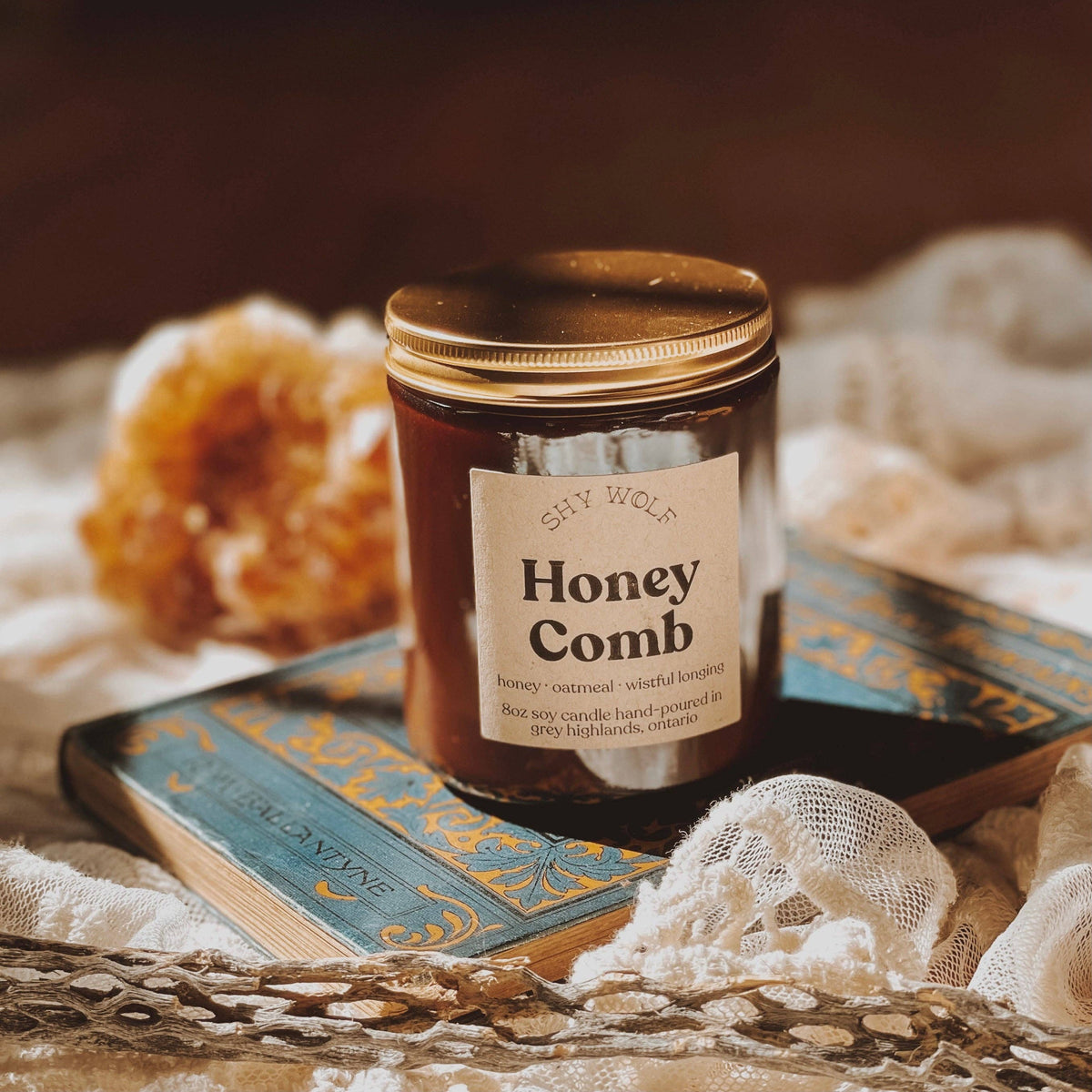 Daisy Jones and the Six Honeycomb Candle - Honey Soy Candle
