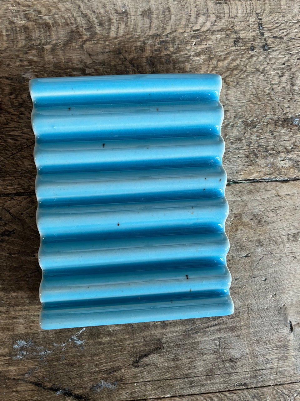 Ridged Ceramic Soap Dish